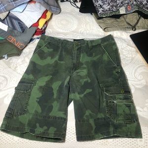 Hurley camo cargo shorts